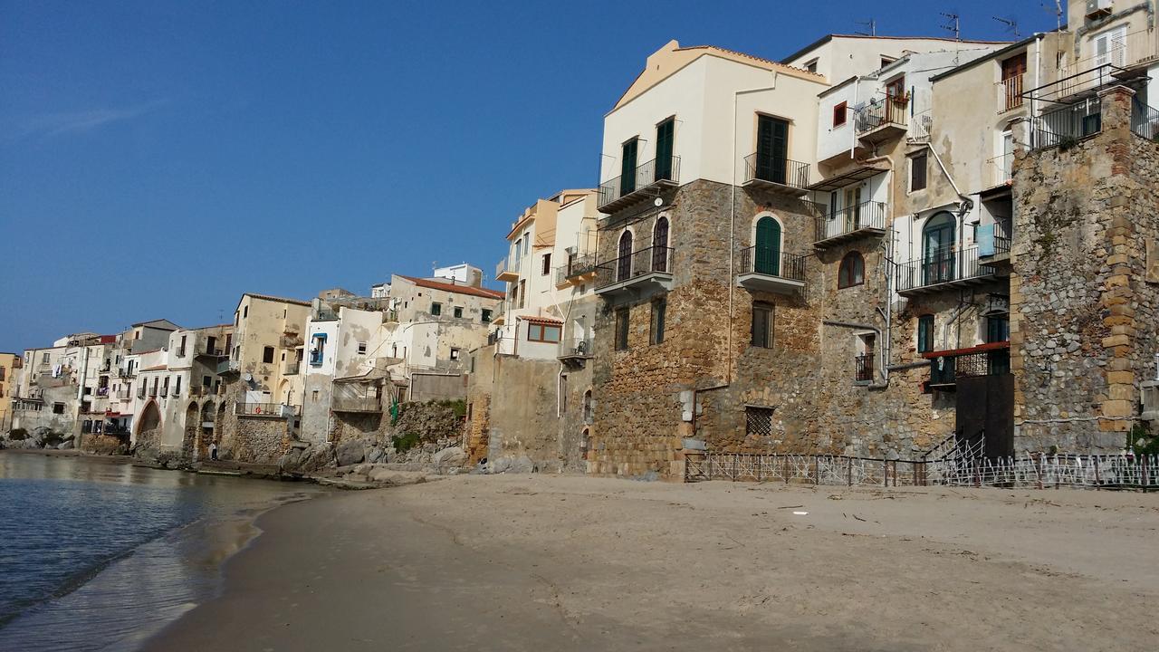 Balcone Sulla Spiaggia Cefalu Exterior photo